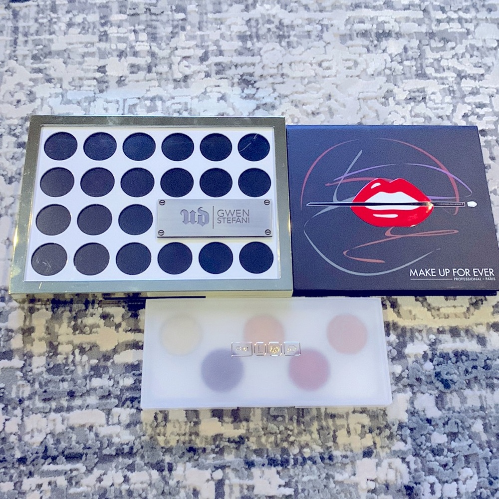 High end eyeshadow palette bundle